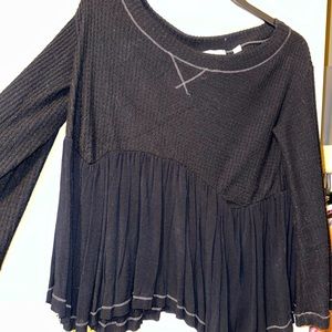 Altar'd state float black top